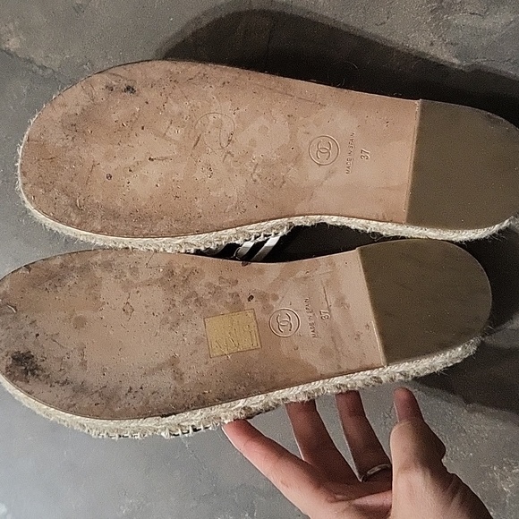 Chanel Link Accent Mules - Picture 7 of 7